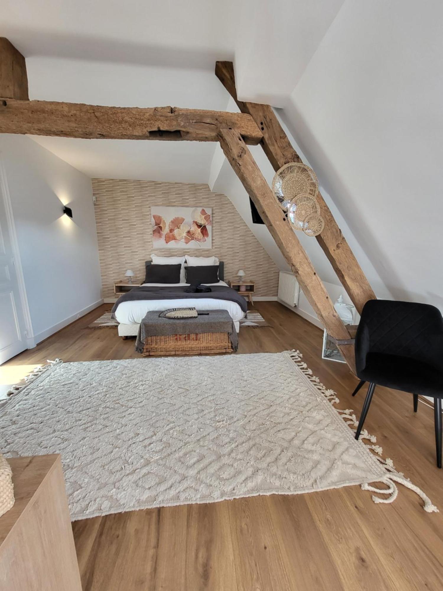 Domaine De Charme - Les Places Lassay-sur-Croisne Bagian luar foto