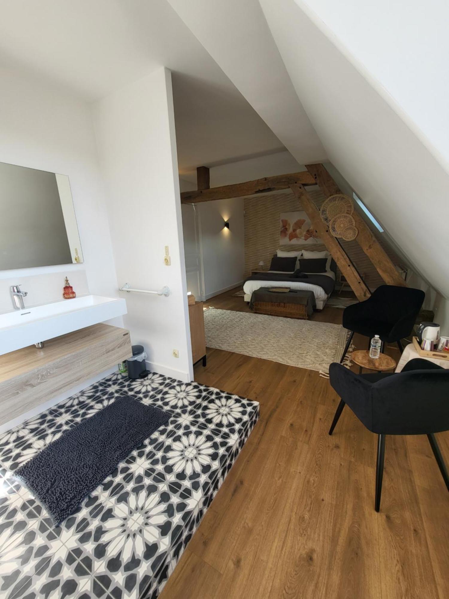 Domaine De Charme - Les Places Lassay-sur-Croisne Bagian luar foto