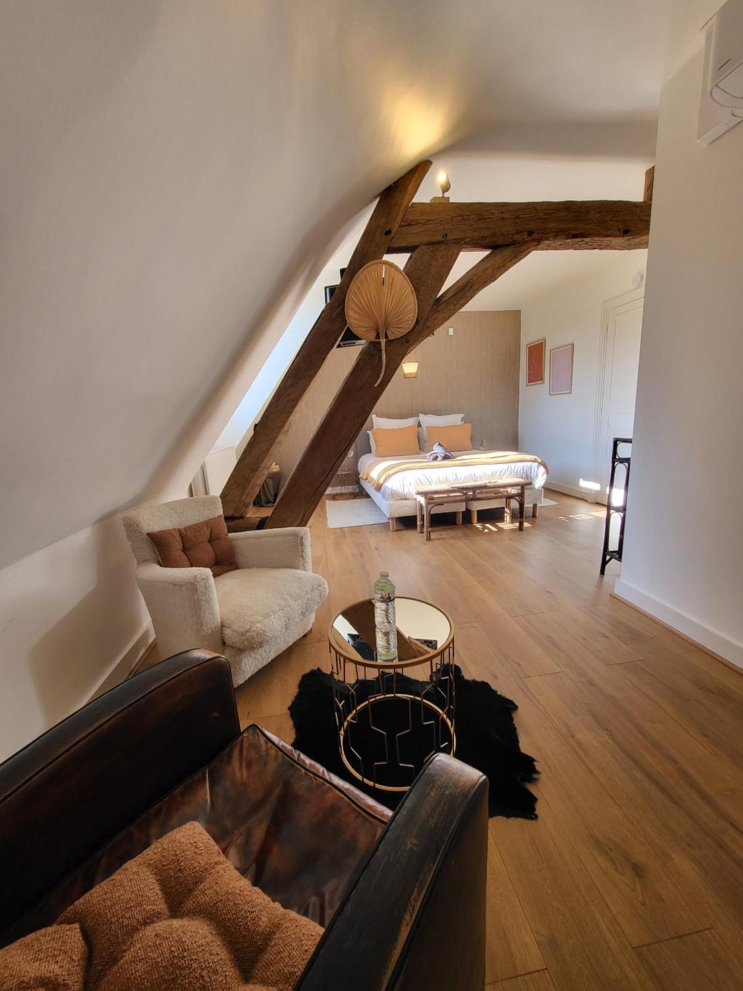 Domaine De Charme - Les Places Lassay-sur-Croisne Bagian luar foto